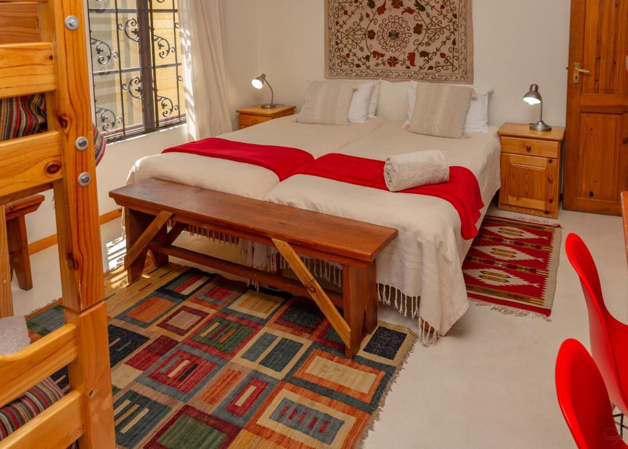 10 Alexander B&B Στέλενμπος Δωμάτιο φωτογραφία