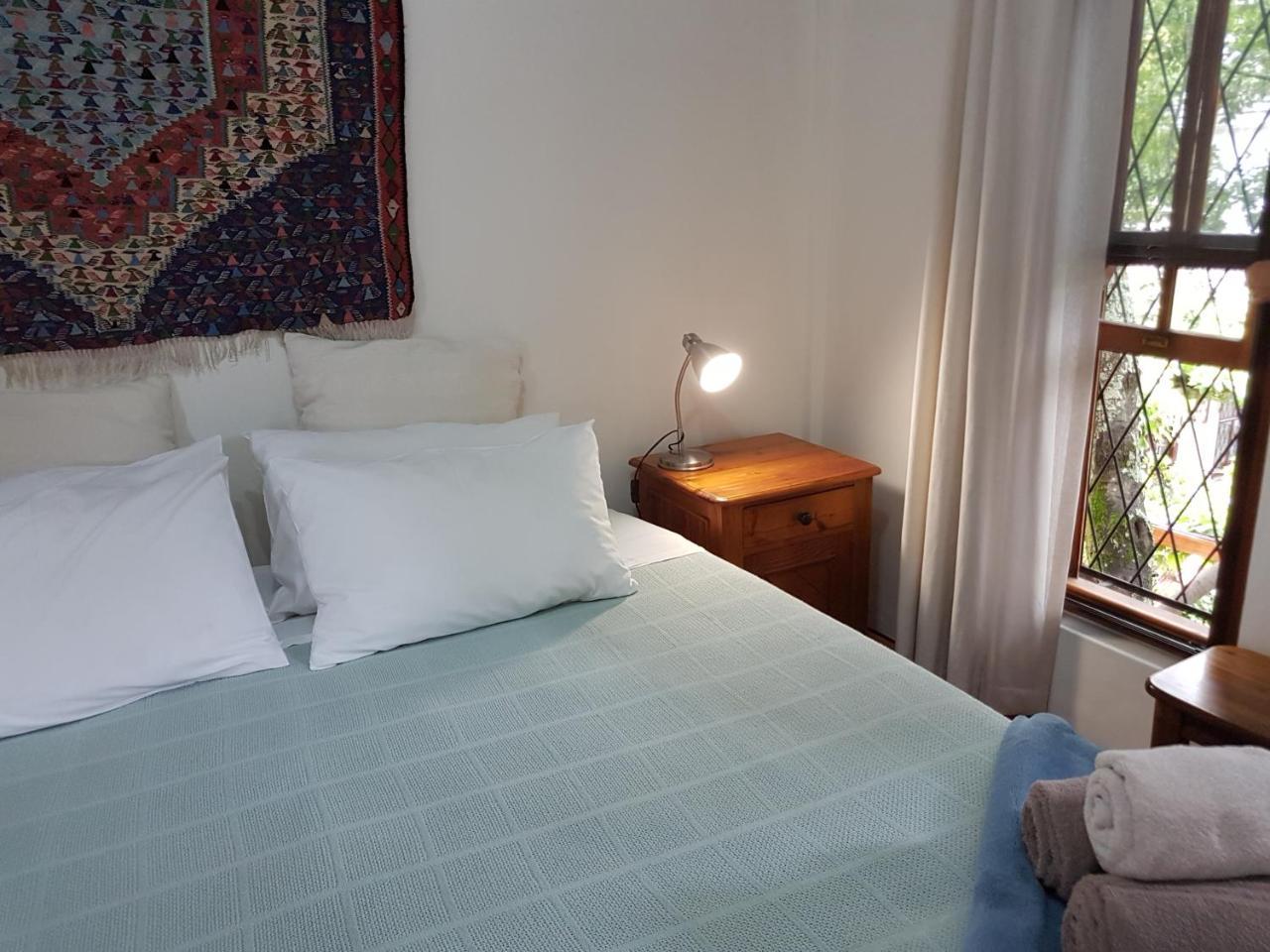 10 Alexander B&B Στέλενμπος Δωμάτιο φωτογραφία