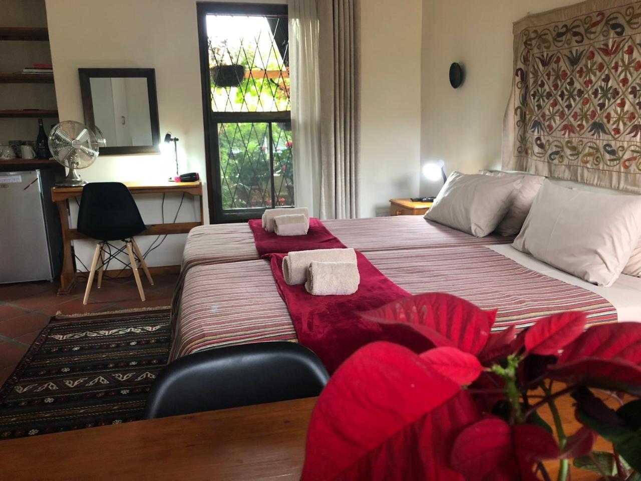10 Alexander B&B Στέλενμπος Εξωτερικό φωτογραφία