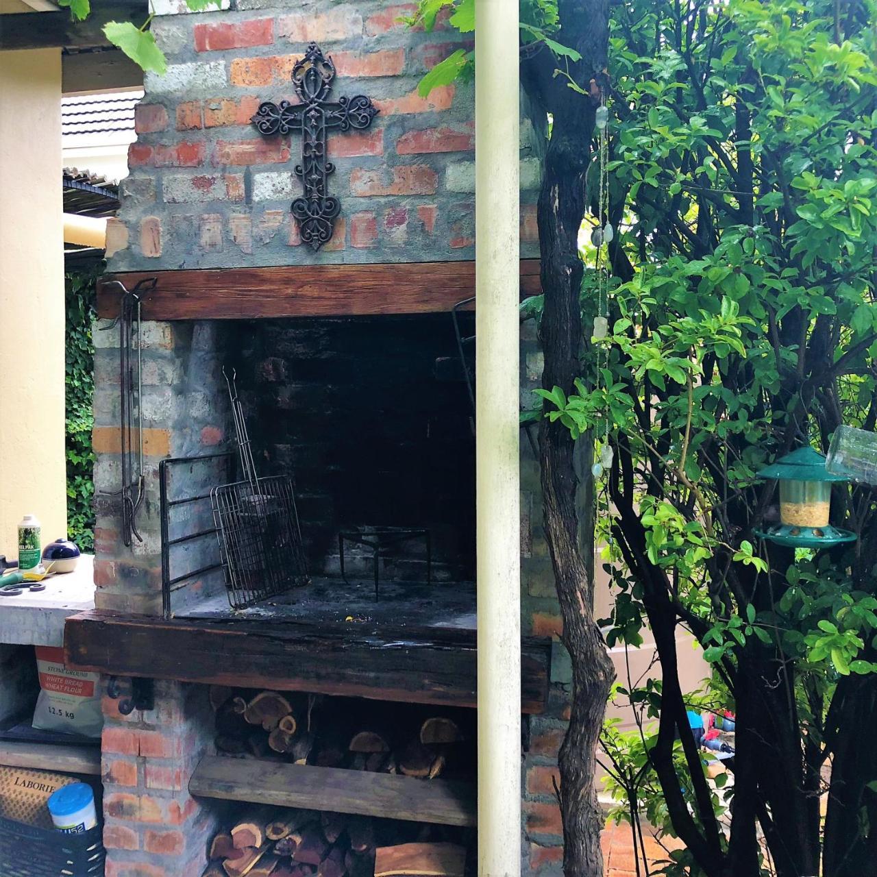 10 Alexander B&B Στέλενμπος Εξωτερικό φωτογραφία